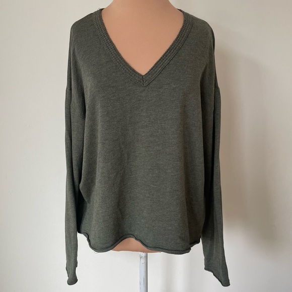 Rag & Bone Surplus Heather Army Green V-Neck Pullover Cotton Sweater EUC Size M - Picture 2 of 10